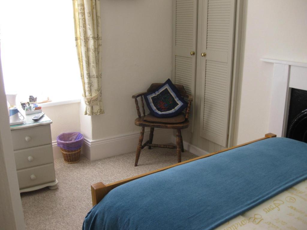 Acorns Guest House Combe Martin Zimmer foto