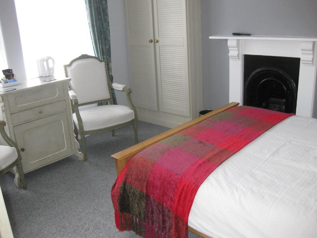 Acorns Guest House Combe Martin Zimmer foto